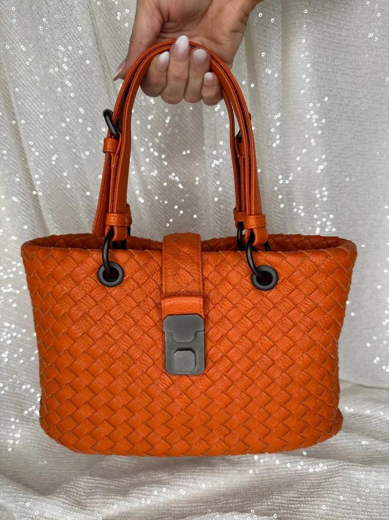 orange-capri-tote-intrecciato-nappa-