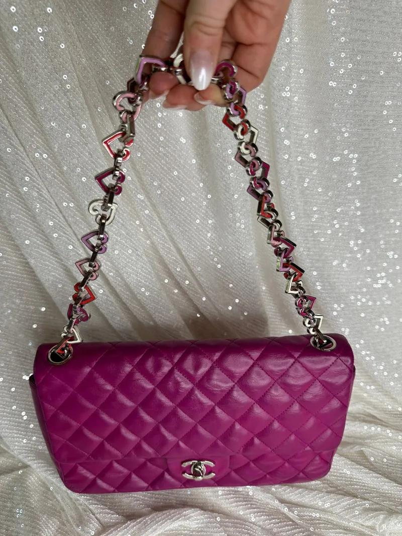 rare-limited-edition-chanel-valentine-heart-chain-flap-bag