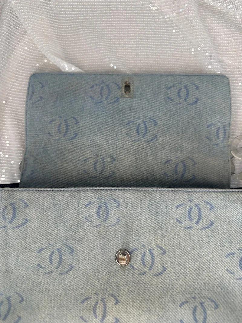 vintage-chanel-lucite-chain-denim-flap-bag