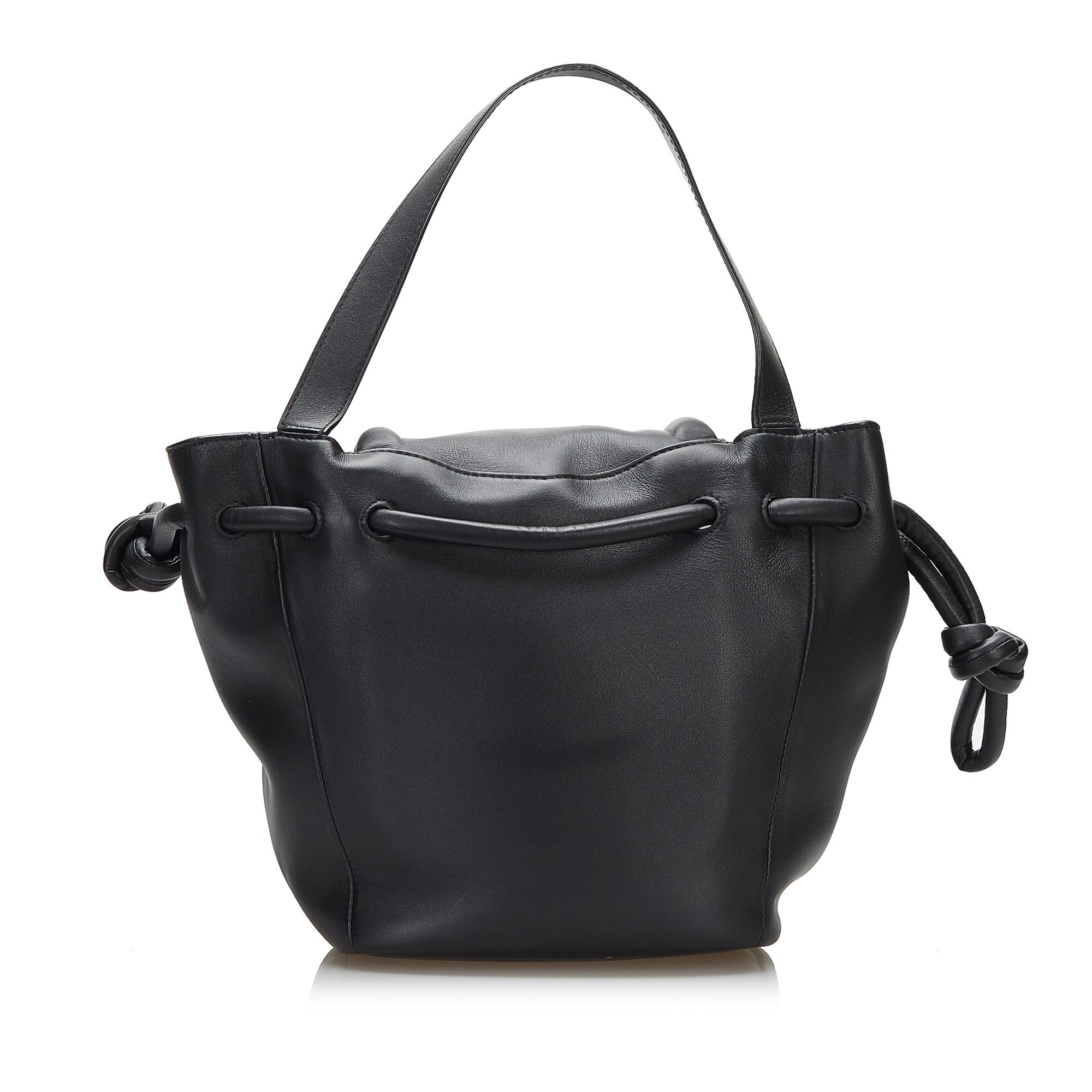 beak-handbag-1