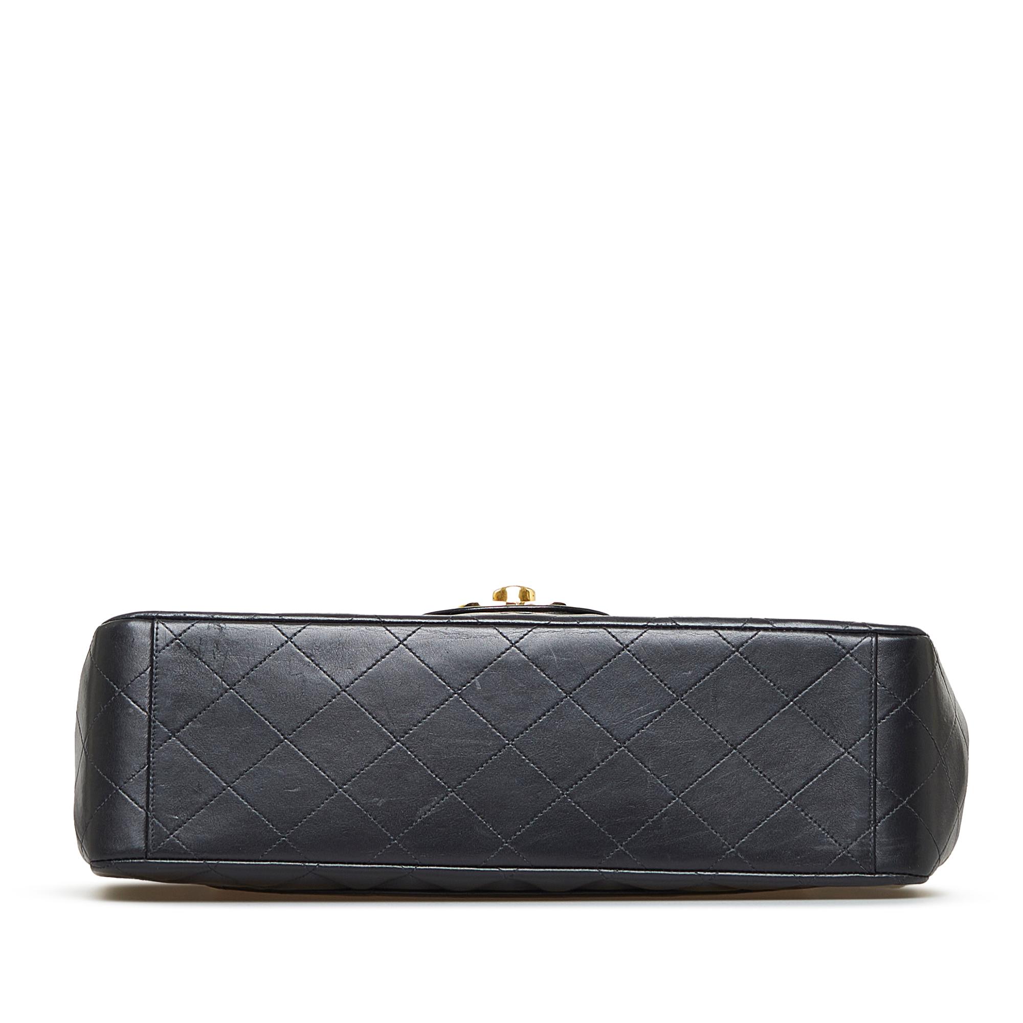 maxi-xl-classic-lambskin-single-flap-8