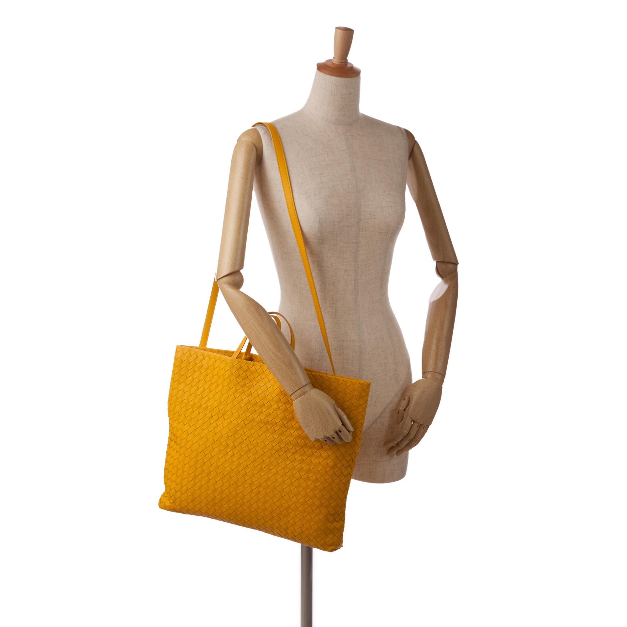 intrecciato-nappa-tote-bag