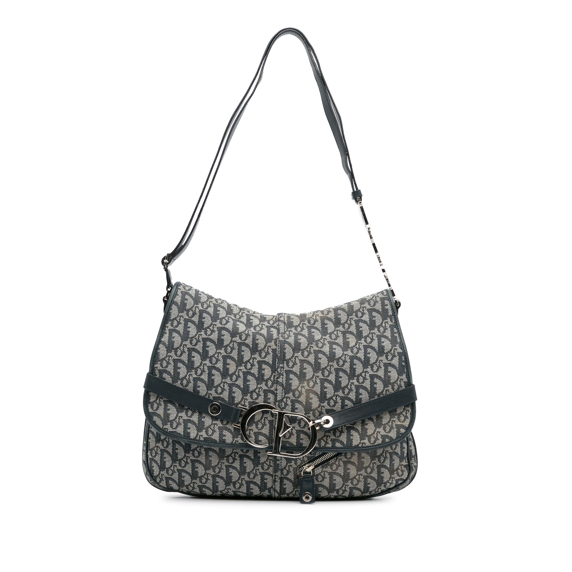 oblique-crossbody-bag