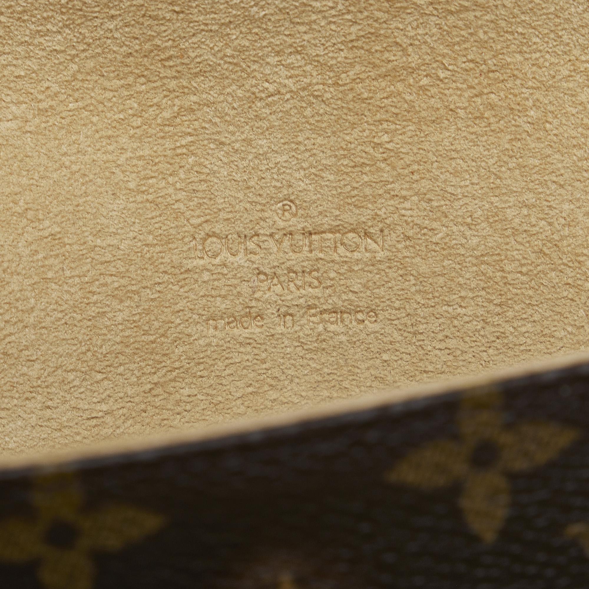 monogram-pochette-florentine