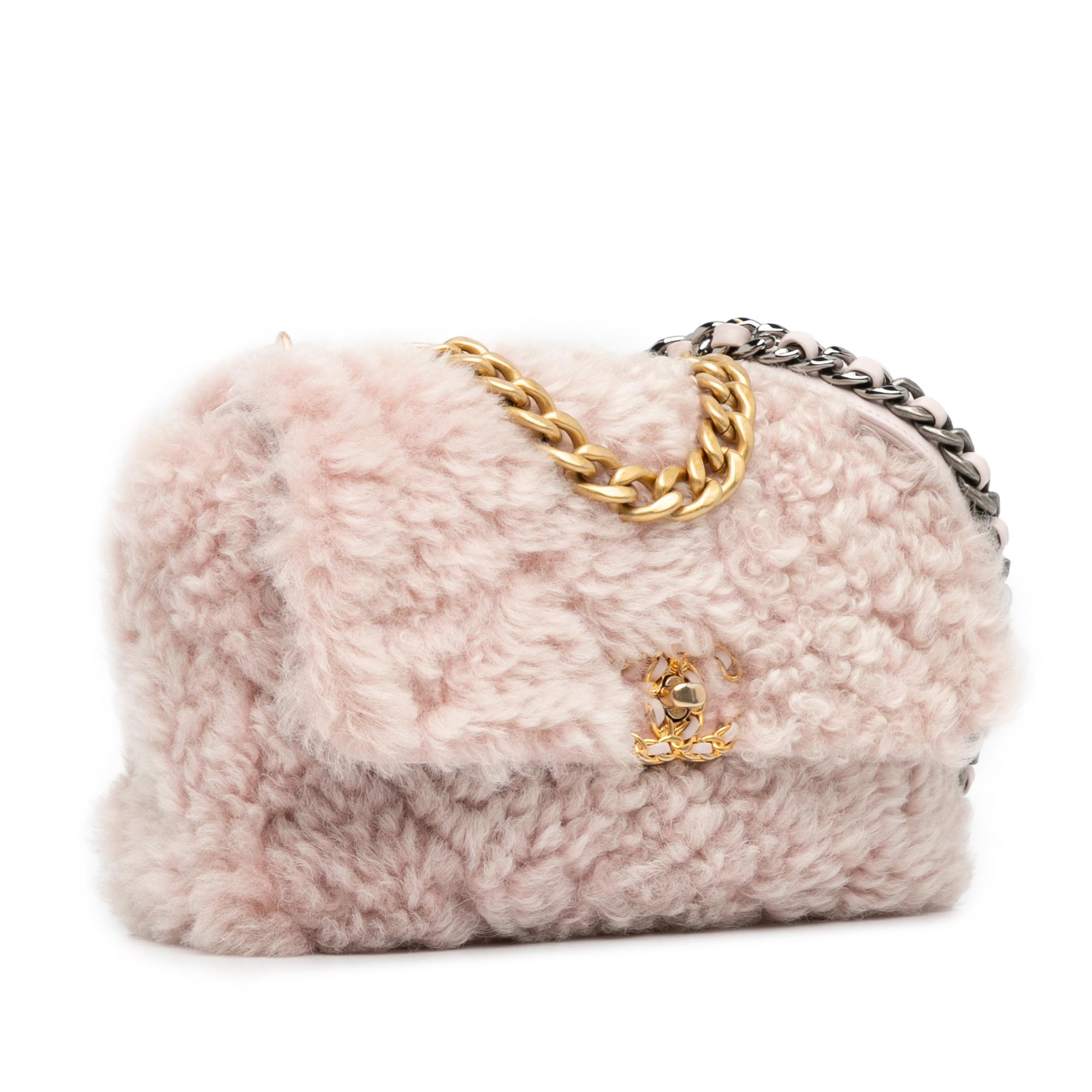 medium-shearling-19-flap