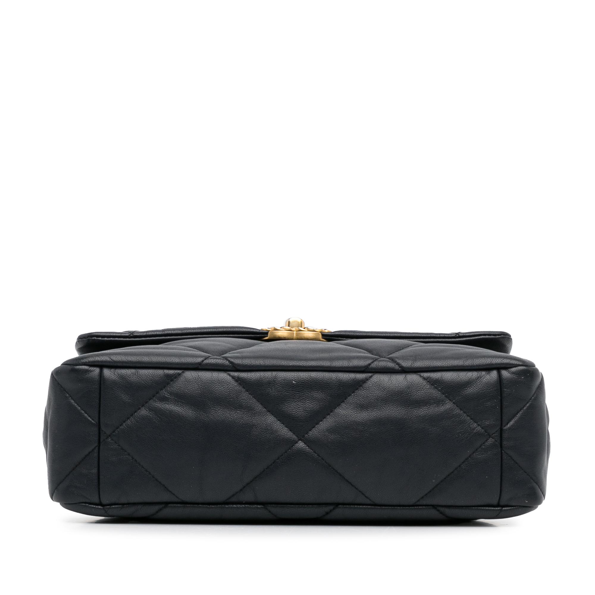 large-lambskin-19-flap-5