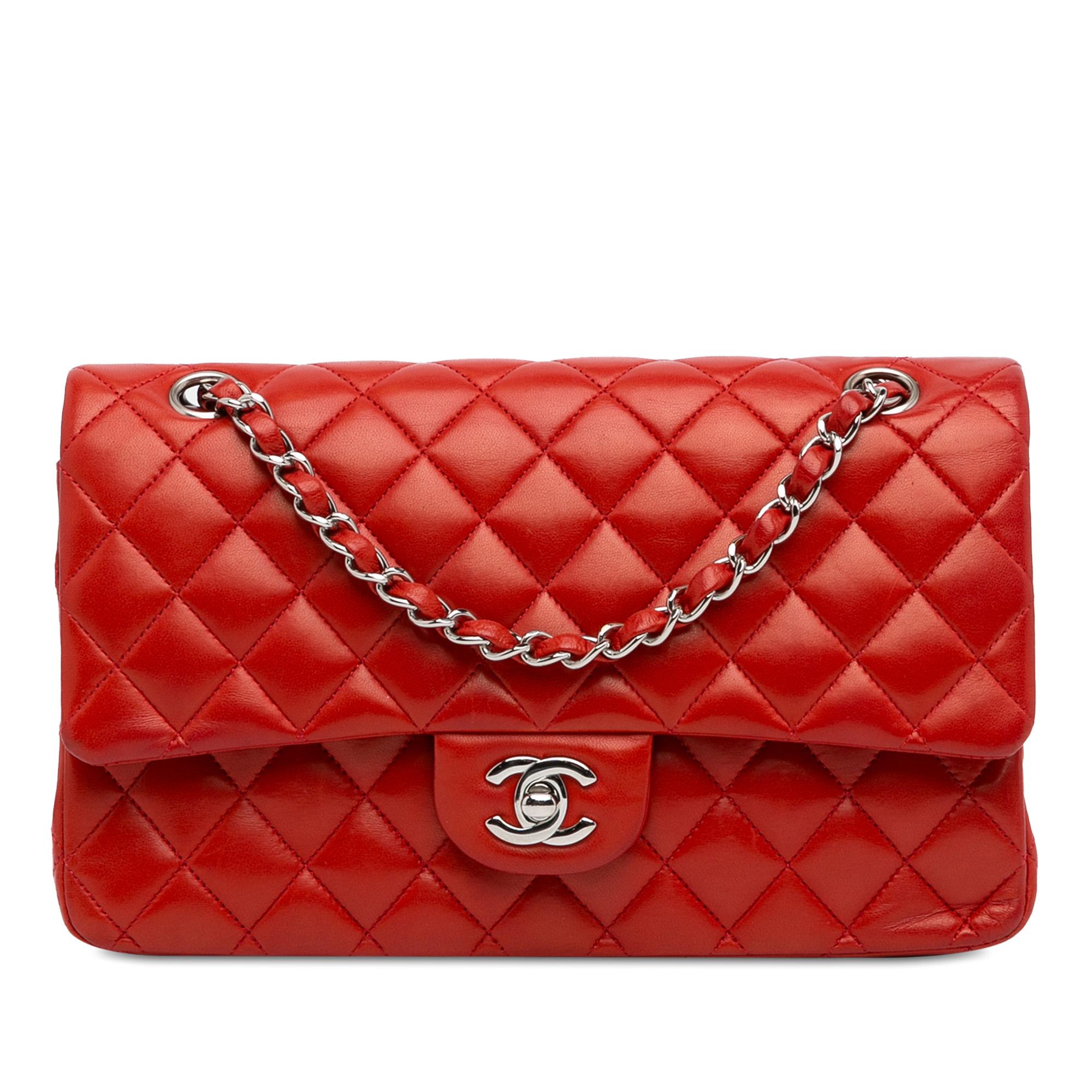 medium-classic-lambskin-double-flap-38