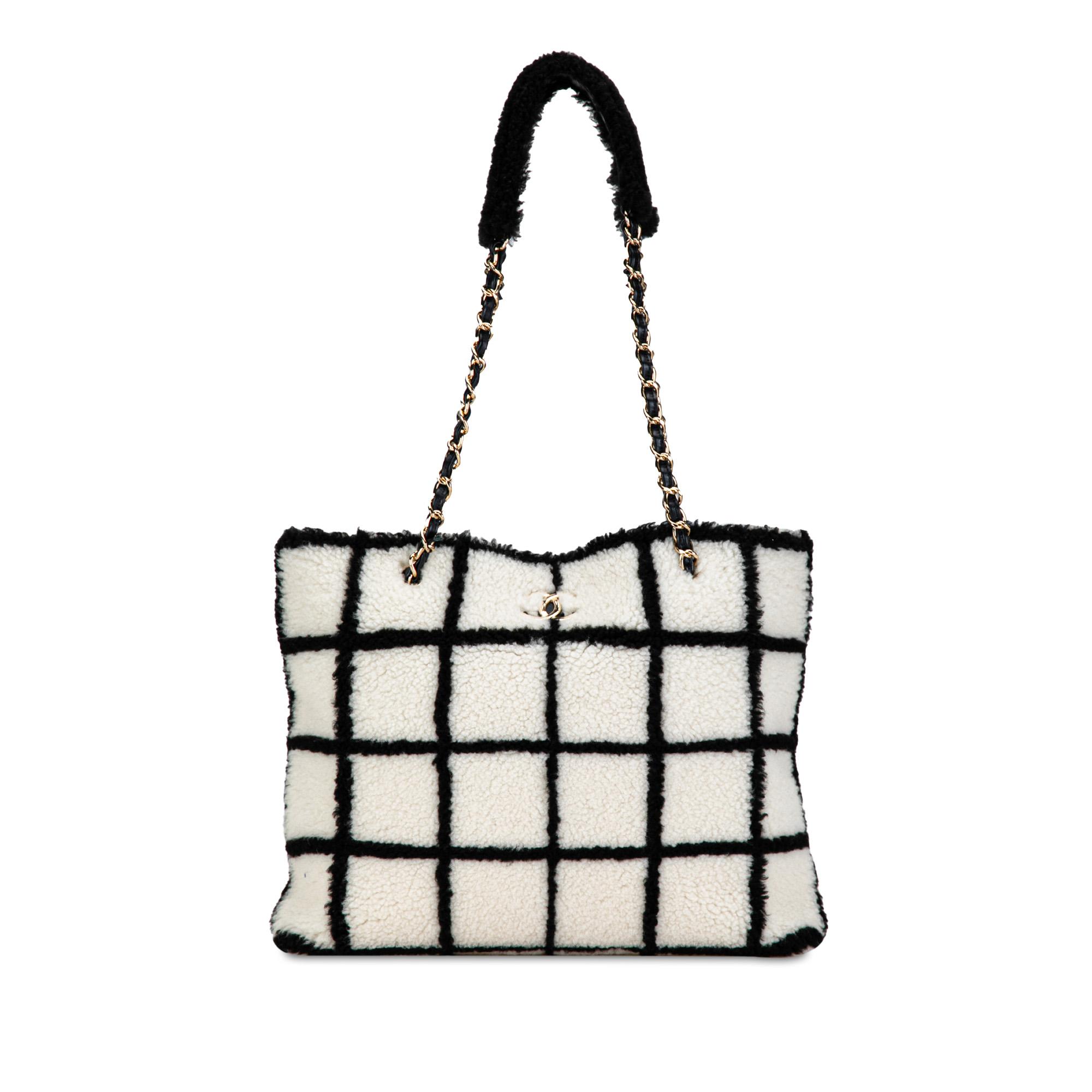 grid-shearling-shopping-tote