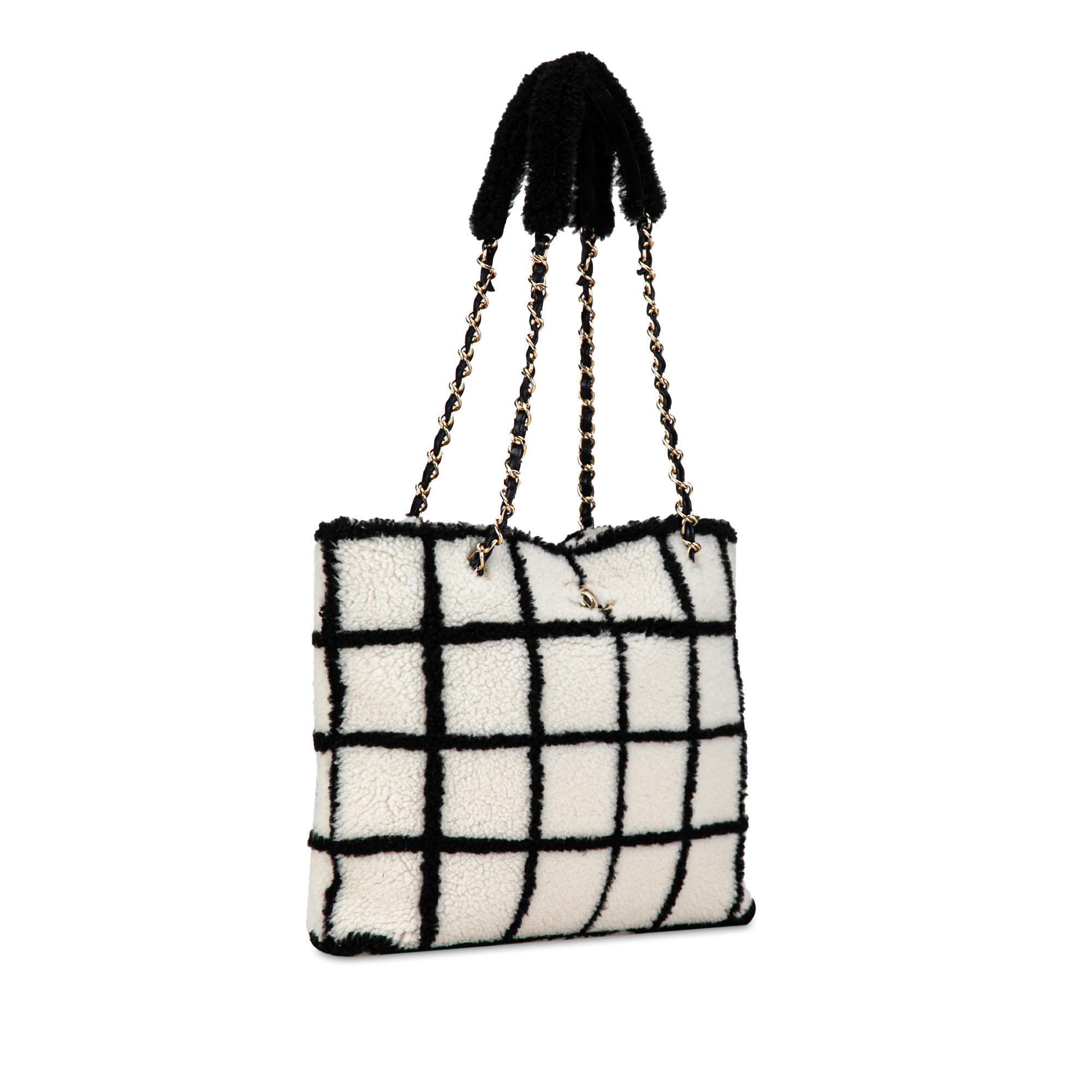 grid-shearling-shopping-tote