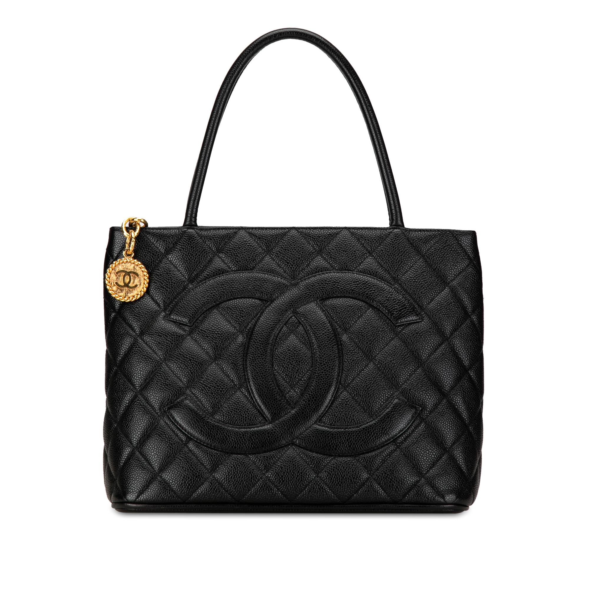 caviar-medallion-tote-14