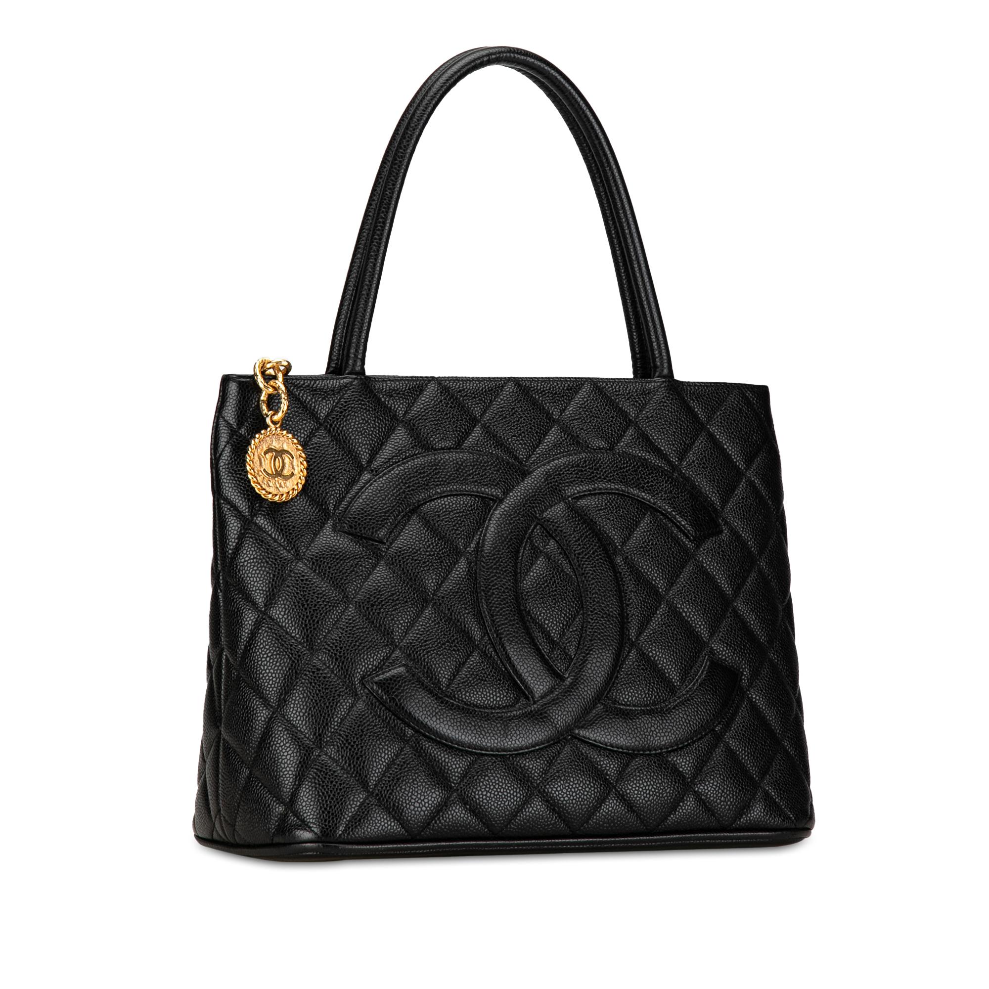 caviar-medallion-tote-14