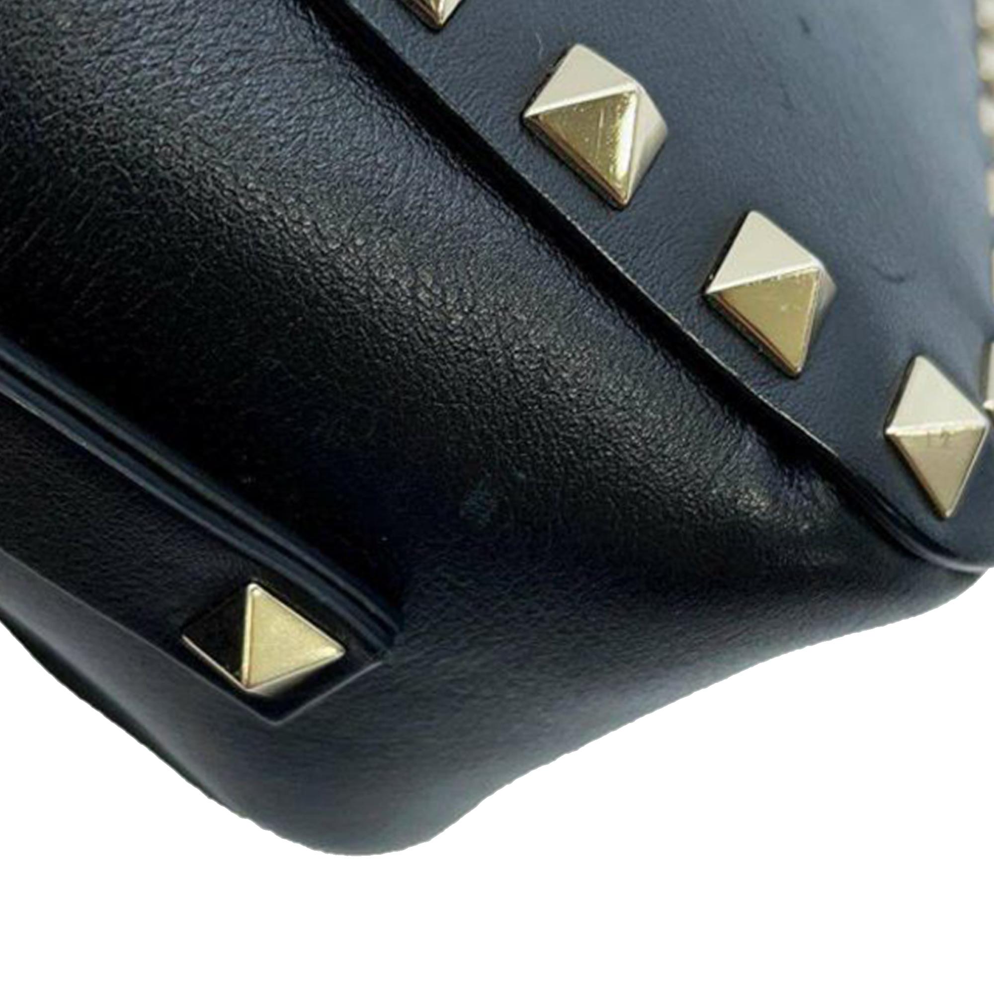 rockstud-crossbody-bag