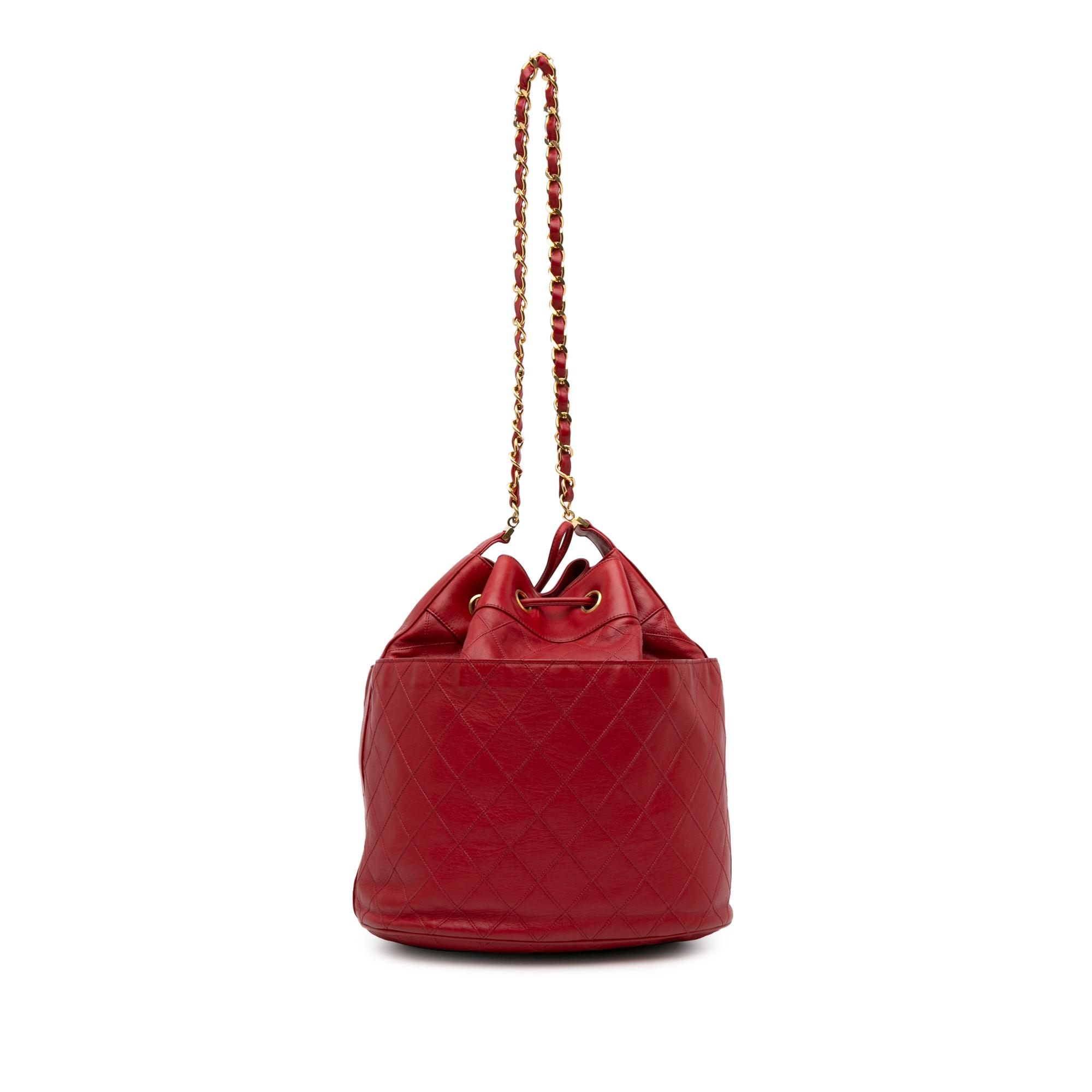 cc-quilted-lambskin-bucket-bag