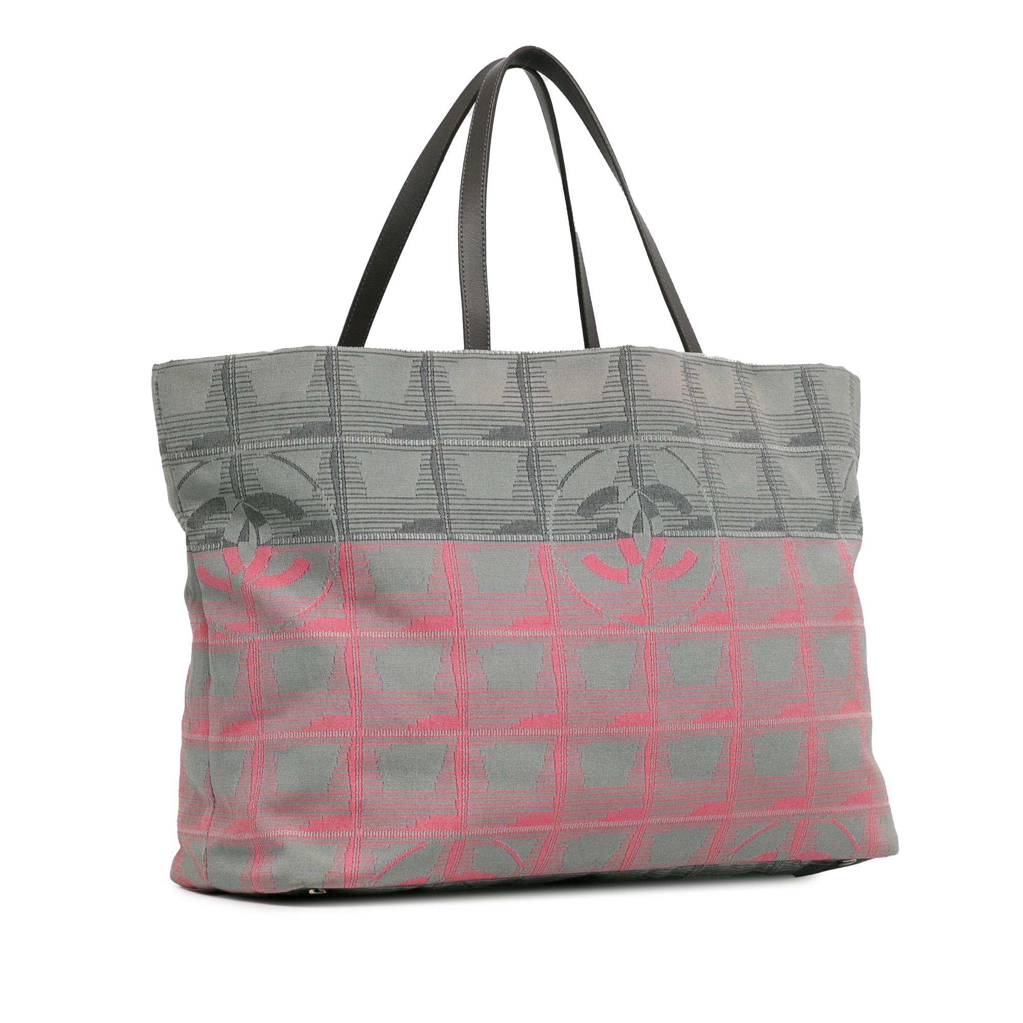 new-travel-line-tote