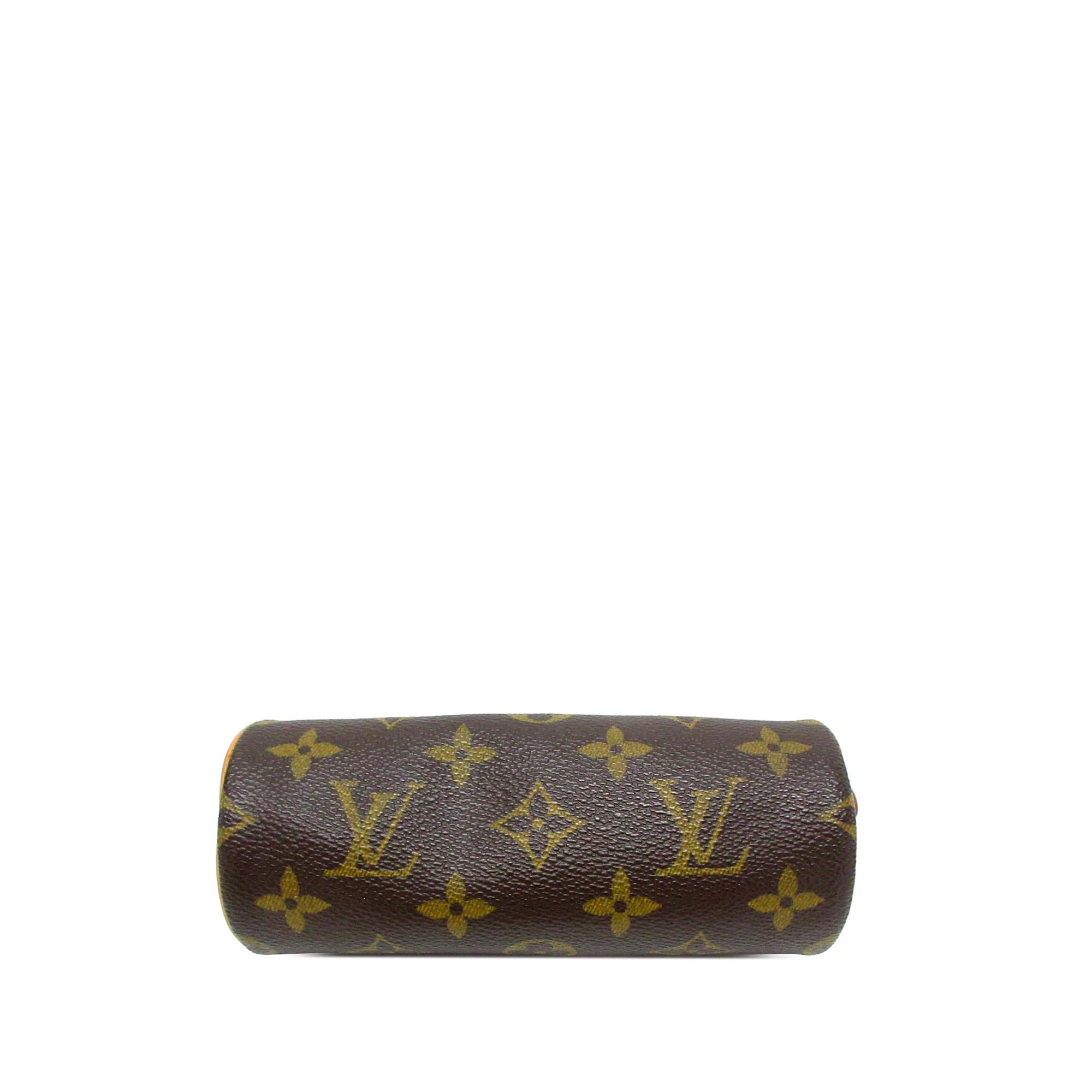 monogram-papillon-pochette-3