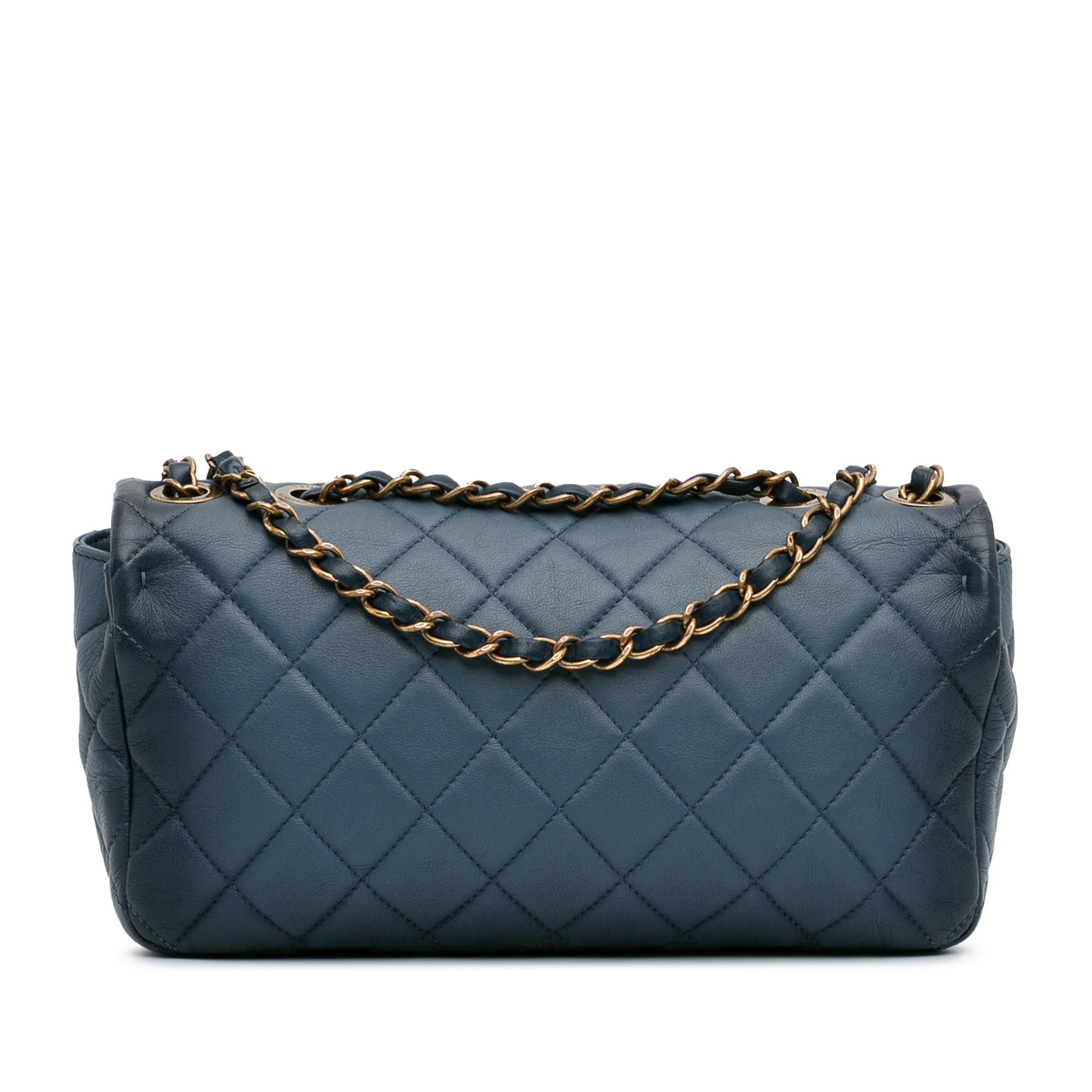 cc-quilted-calfskin-ombre-flap