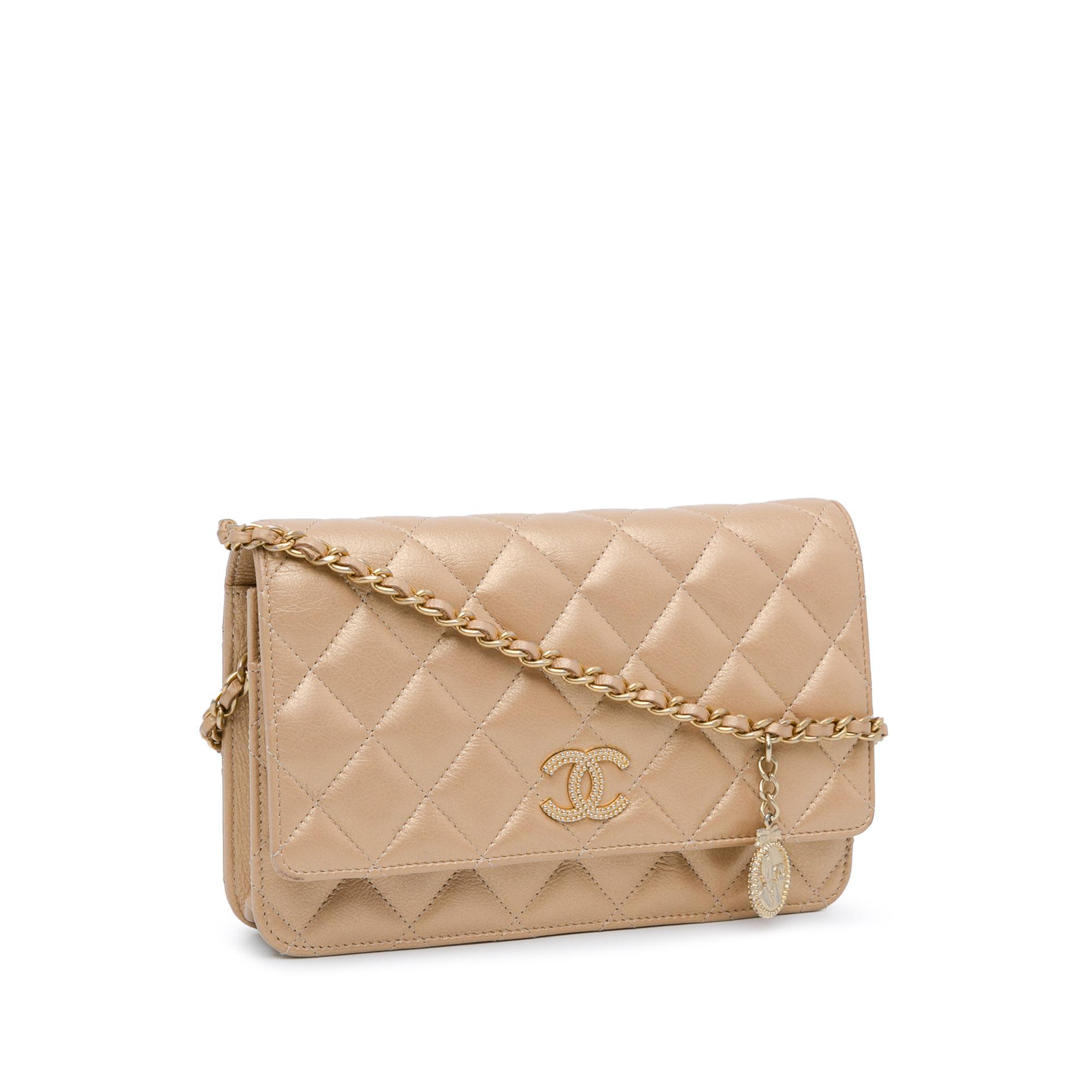 cc-quilted-lambskin-coin-charm-wallet-on-chain