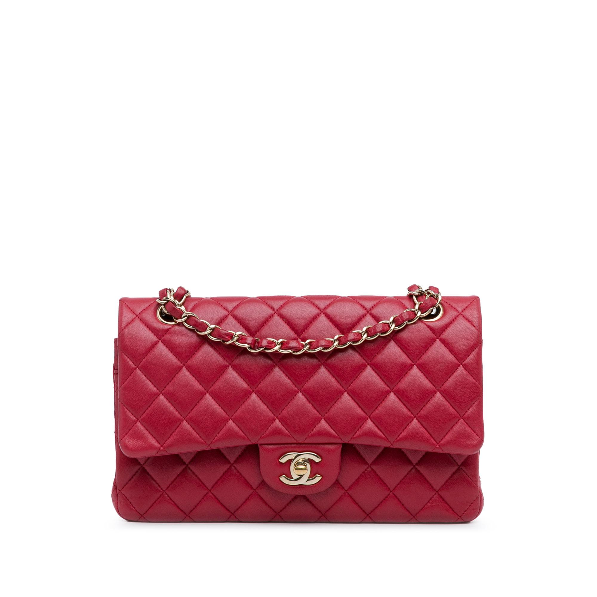 medium-classic-lambskin-double-flap-44