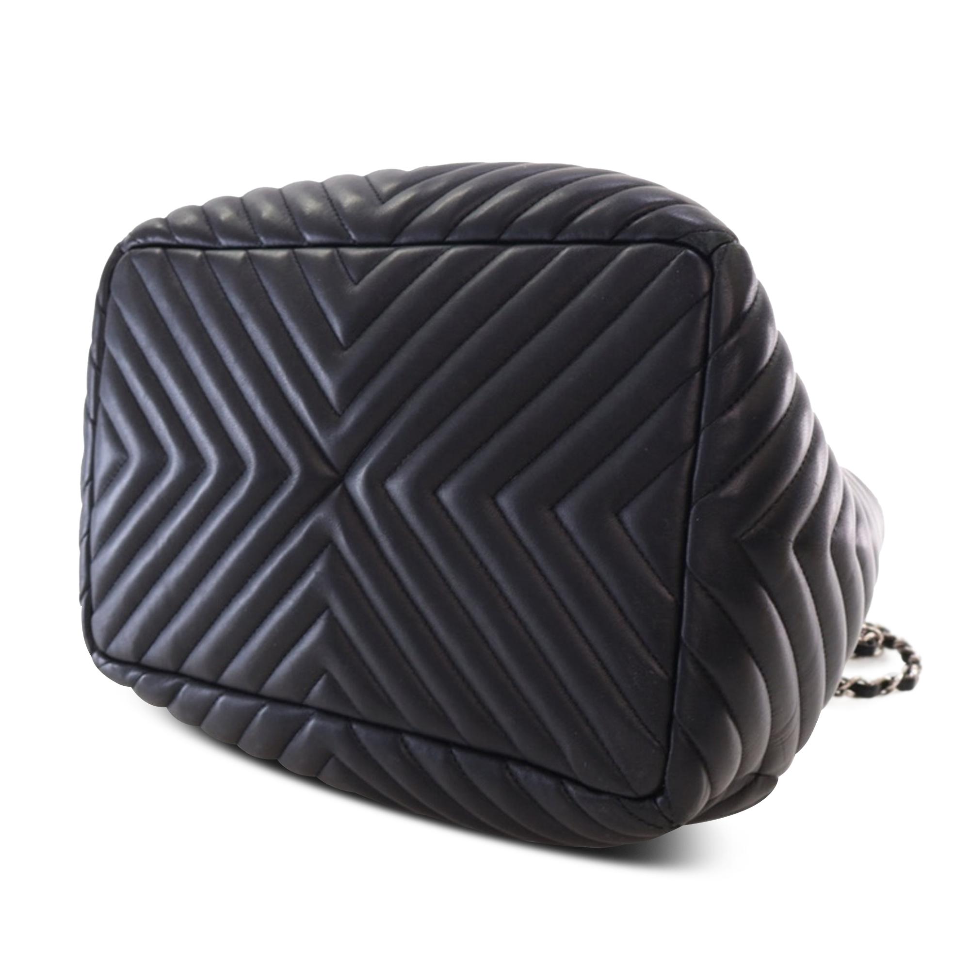 chevron-calfskin-urban-spirit-bucket-bag