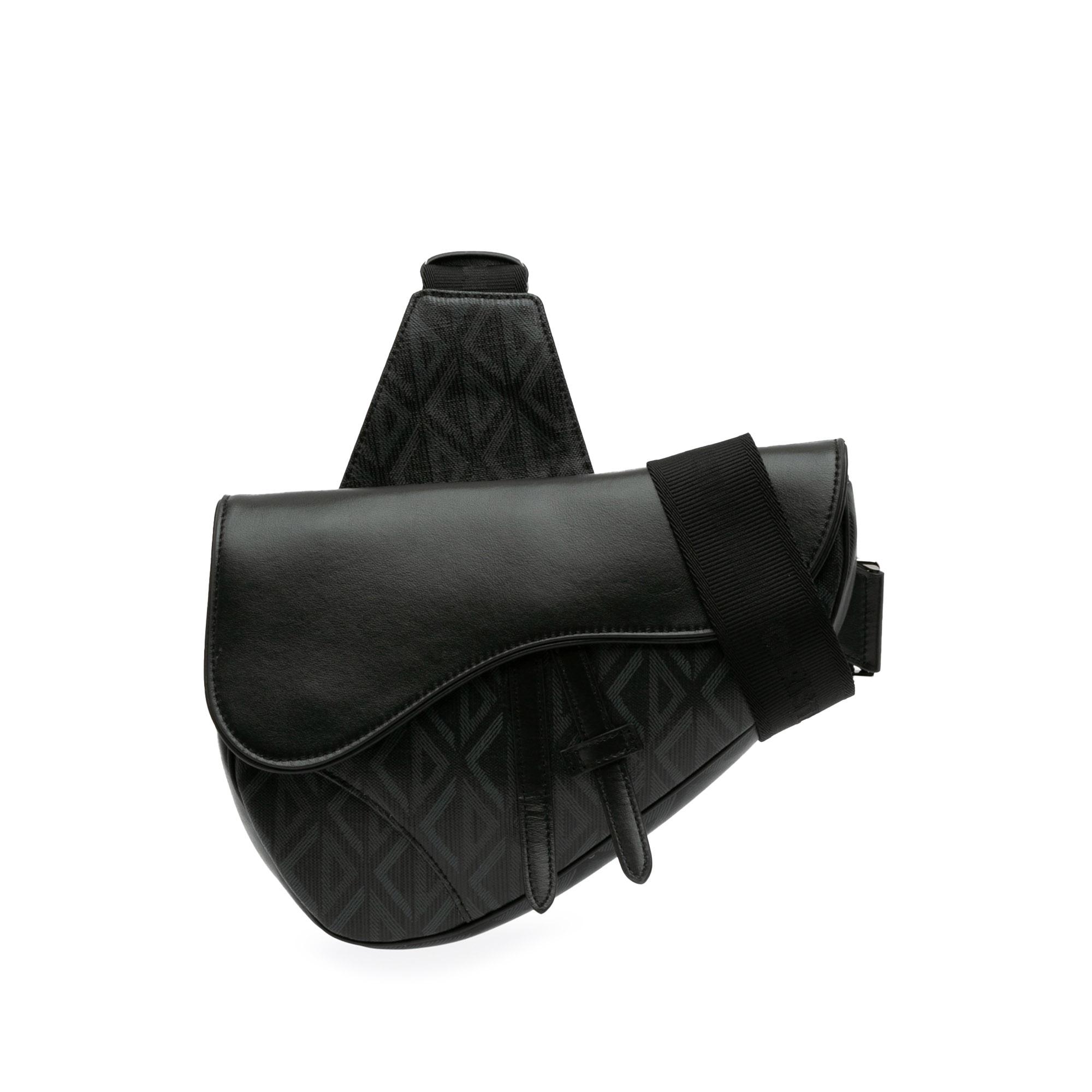 cd-diamond-saddle-bag