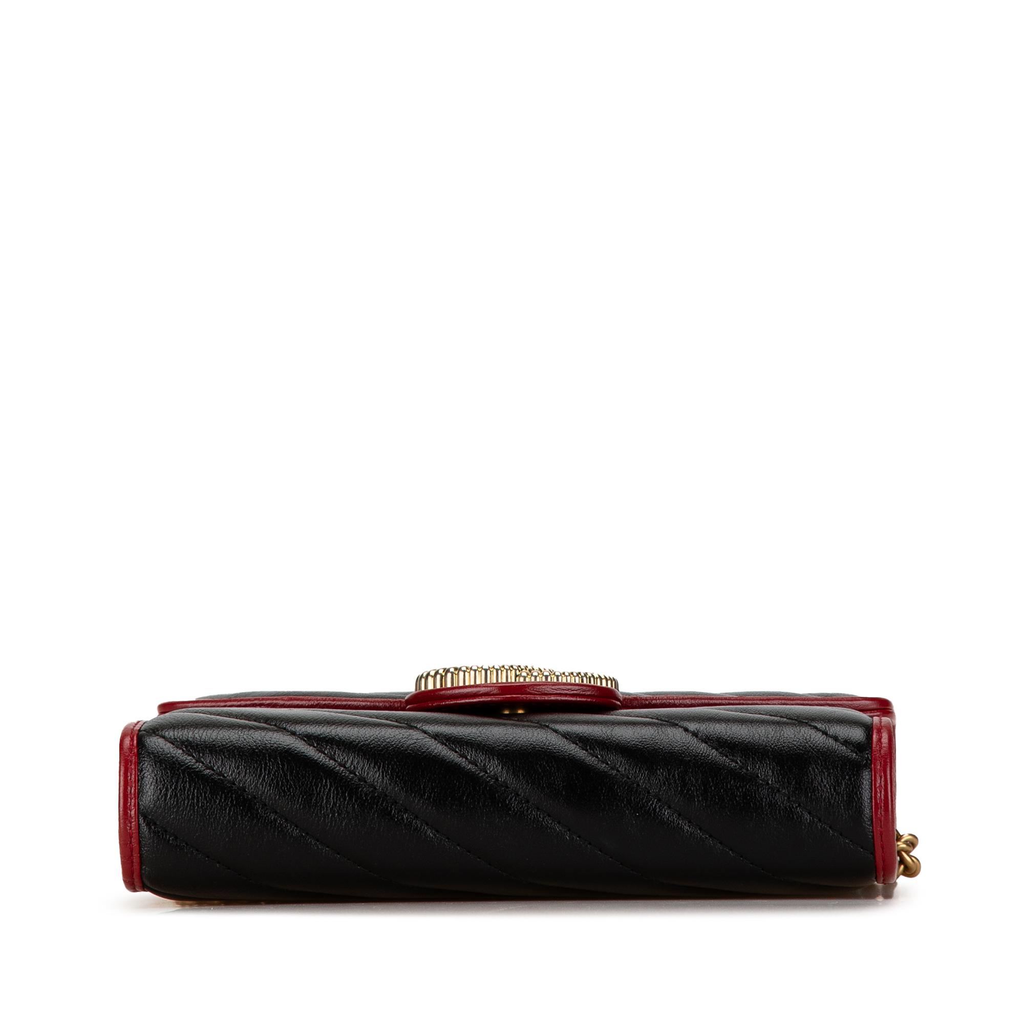 gg-marmont-torchon-wallet-on-chain-1