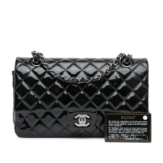 Medium Classic Patent Double Flap