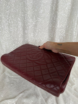 Chanel Quilted Caviar CC Frame Clutch