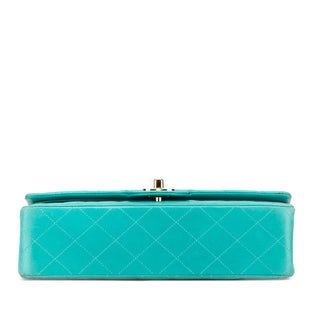 Medium Classic Lambskin Double Flap