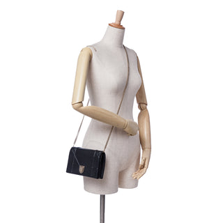 Grained Calfskin Diorama Wallet on Chain