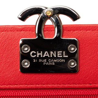 CC Lambskin Wallet on Chain